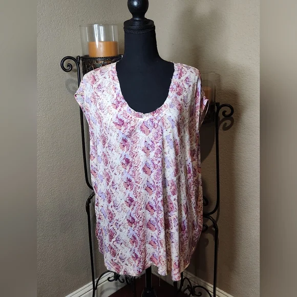 Dear John Thistle Shake Pink, Purple and Cream Short Sleeve Blouse. NWT - Picture 1 of 8